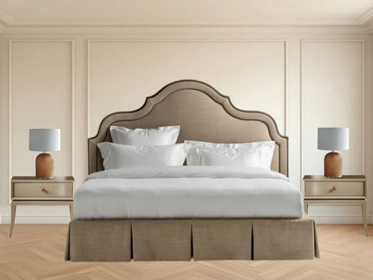 Minimal Regal Bedroom Setup